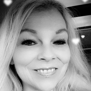 Meet your Posher, Renee